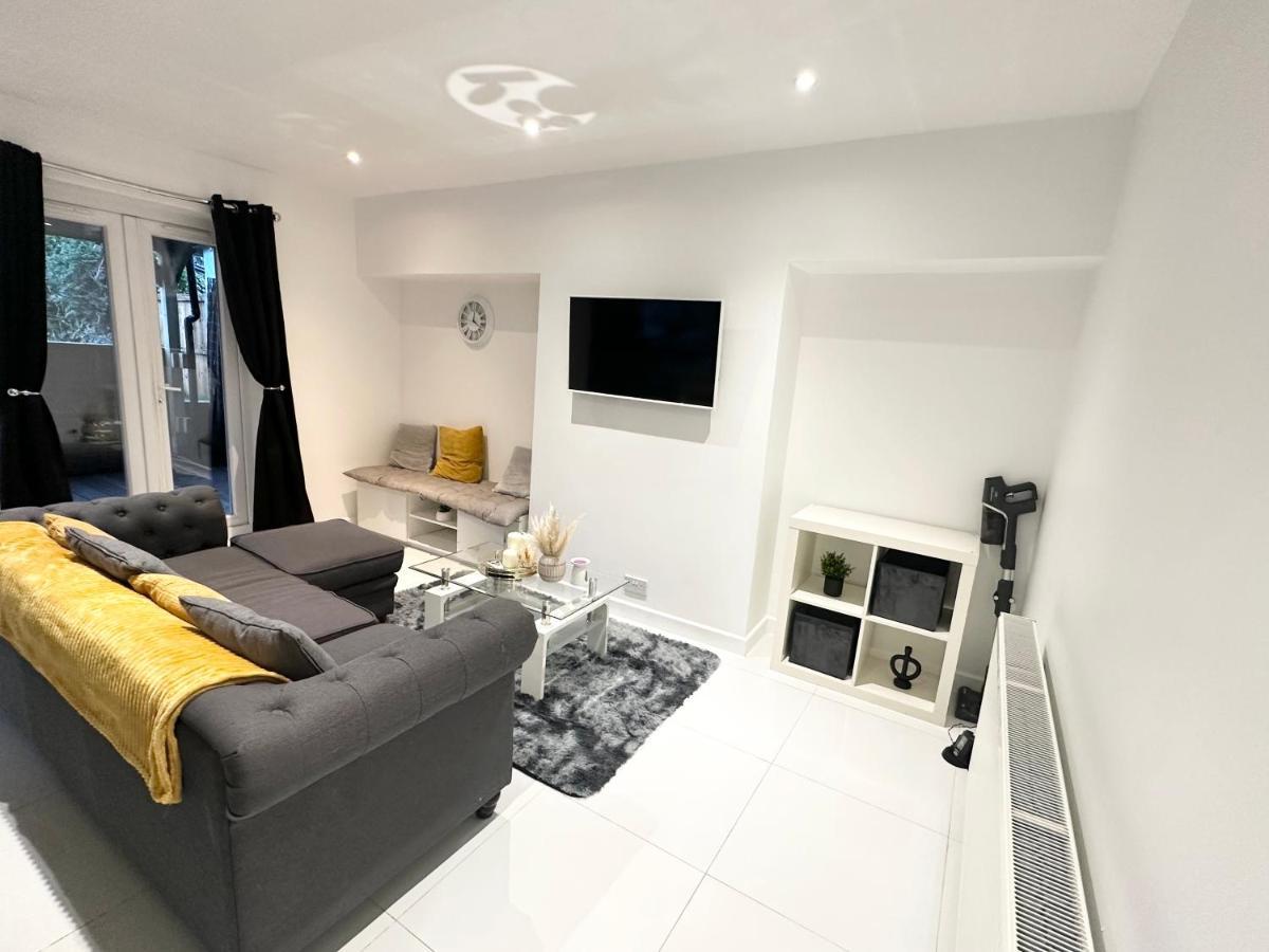 Charming 3-Bed Home Minutes From City Centre Nottingham Exterior photo